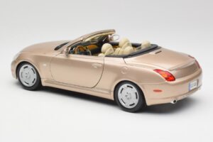 Lexus SC430 Beige Maisto 1:18 31629 Diecast — photo 7 of 8