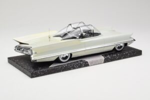 Lincoln Futura Concept White Minichamps 1:18 107082030 Diecast — photo 2 of 6