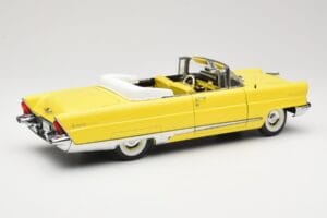 Lincoln Premiere Convertible Yellow Sun Star 1:18 4641 Diecast — photo 3 of 8