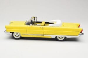 Lincoln Premiere Convertible Yellow Sun Star 1:18 4641 Diecast — photo 4 of 8