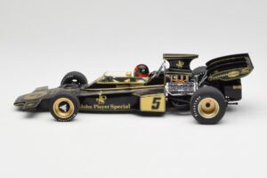Lotus 72D #5 E. Fittipaldi John Player Special GP Spain 1972 MCG 1:18 MCG18610F Diecast — photo 5 of 6