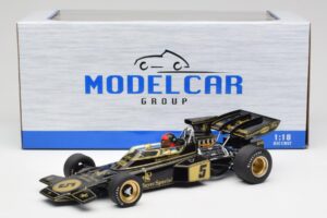 Lotus 72D #5 E. Fittipaldi John Player Special GP Spain 1972 MCG 1:18 MCG18610F Diecast — photo 6 of 6