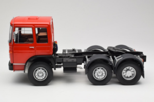 MAN 16304 F7 Red Road Kings 1:18 RK180053 Diecast — photo 4 of 8