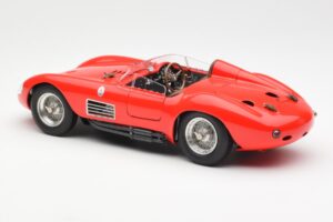 Maserati 300S Red CMC 1:18 M-105 Diecast — photo 5 of 6