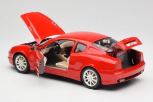 Maserati 3200 GT Rosso Mondiale Bburago 1:18 3341-M1 Diecast — photo 5 of 8