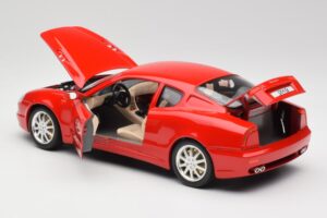 Maserati 3200 GT Red Special Collection Bburago 1:18 30071 Diecast — photo 5 of 8