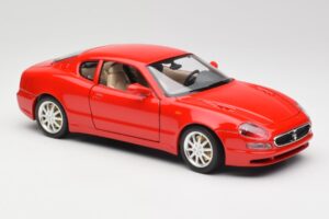 Maserati 3200 GT Red Special Collection Bburago 1:18 30071 Diecast — photo 6 of 8