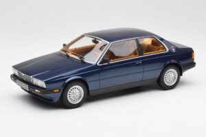 Maserati Biturbo Coupe Dark Blue Metallic Minichamps 1:18 107123500 Diecast