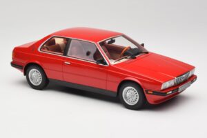 Maserati BiTurbo Coupe Rosso Corsa Minichamps 1:18 107123501 Resin — photo 4 of 6