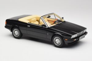 Maserati BiTurbo Spyder Black Minichamps 1:18 107123531 Resin — photo 4 of 6