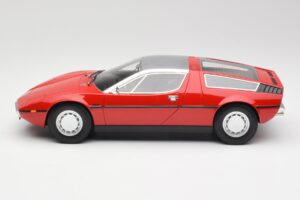 Maserati Bora Red & Silver Minichamps 1:18 107123721 Resin — photo 3 of 6