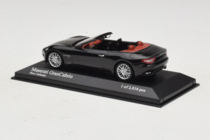 Maserati GranCabrio Black Metallic Minichamps 1:43 400123930 Diecast — photo 3 of 5