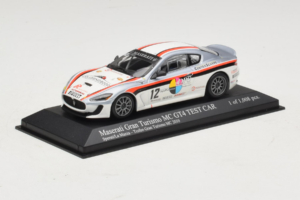 Maserati GranTurismo MC GT4 #12 Sperati / La Mazza Maserati MC 2010 Minichamps 1:43 400101212 Diecast — photo 2 of 5