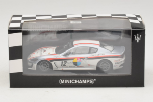 Maserati GranTurismo MC GT4 #12 Sperati / La Mazza Maserati MC 2010 Minichamps 1:43 400101212 Diecast — photo 5 of 5
