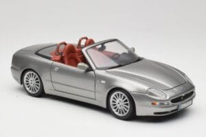 Maserati 4200 GT Spyder Grey Bburago 1:18 18-12019 Diecast — photo 6 of 8