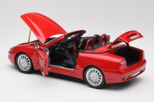 Maserati GT Spyder Red Bburago 1:18 34097 Diecast — photo 7 of 8