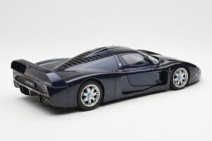 Maserati MC12 Road Car Blue Metallic AUTOart 1:18 75802 Diecast — photo 3 of 8