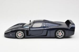 Maserati MC12 Road Car Blue Metallic AUTOart 1:18 75802 Diecast — photo 4 of 8