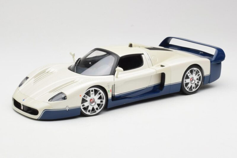 Maserati MC12 White Blue Hot Wheels 1:18 G7158 Diecast