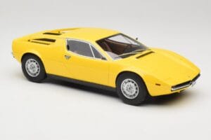 Maserati Merak Yellow Minichamps 1:18 107123760 Resin — photo 4 of 6