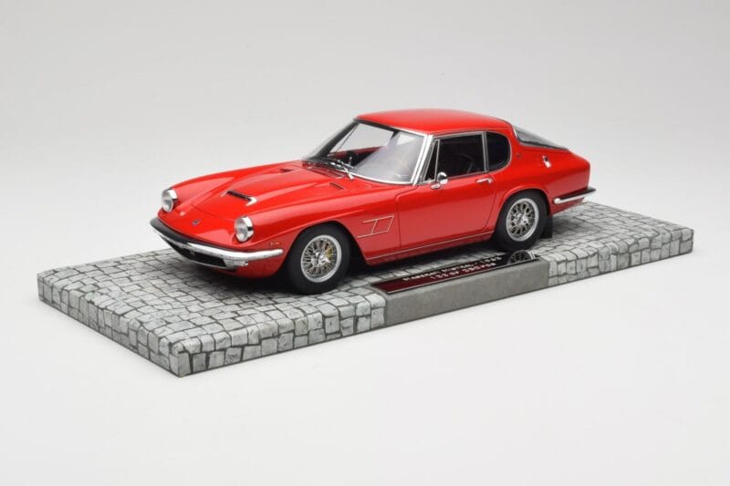 Maserati Mistral Red Minichamps 1:18 107123422 Resin