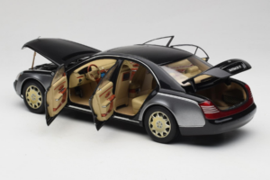 Maybach 57 SWB Caspian Black Himalayas Grey AUTOart 1:18 76151 Diecast — photo 5 of 9