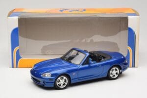 Mazda MX-5 NA 10th Anniversary Blue Metallic Gate 1:18 01071 Diecast — photo 8 of 8