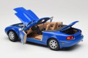 Mazda MX-5 NA Twilight Blue Mica Gate 1:18 1013 Diecast — photo 5 of 8