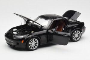 Mazda MX-5 NC Roadster Retractable Hardtop US Spec Black AUTOart 1:18 75971 Diecast — photo 4 of 10
