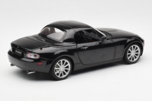 Mazda MX-5 NC Roadster Retractable Hardtop US Spec Black AUTOart 1:18 75971 Diecast — photo 5 of 10