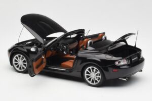 Mazda MX-5 NC Roadster Retractable Hardtop US Spec Black AUTOart 1:18 75971 Diecast — photo 7 of 10