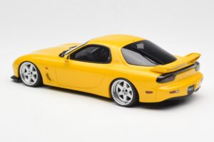 Mazda RX-7 FD Type R Bathurst R Yellow Otto 1:18 OT397 Resin — photo 5 of 6