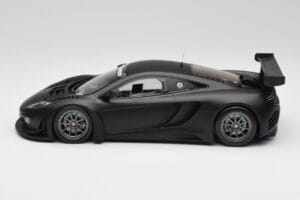 McLaren 12C GT3 Carbon Black Matt Minichamps 1:18 151121390 Diecast — photo 3 of 6