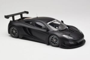 McLaren 12C GT3 Carbon Black Matt Minichamps 1:18 151121390 Diecast — photo 4 of 6