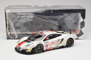 McLaren 12C GT3 #11 Art Grand Prix C. Leclerc / N. Parisy / A. Soucek Spa 24 Hours 2013 Minichamps 1:18 151131311 Diecast — photo 6 of 6