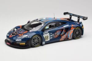 McLaren 12C GT3 #88 Von Ryan Racing A. Barff / T. Goodwin / B. Senna Spa 24 Hours 2013 Minichamps 1:18 151131388 Diecast