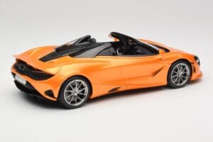 McLaren 750S Spider Papaya Orange GT Spirit 1:18 GT488 Resin — photo 2 of 6