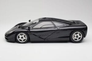 McLaren F1 Blue Metallic Minichamps 1:12 530133130 Diecast — photo 4 of 8