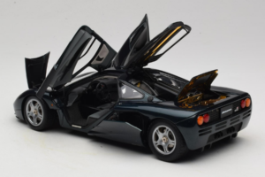 McLaren F1 Green LCD 1:18 LCD18014-GR Diecast — photo 5 of 8