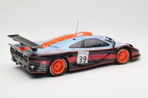 McLaren F1 GTR #39 Gulf R. Bellm / A. Gilbert / M. Sekiya 24 Hours of Le Mans 1997 UT Models 1:18 39725 Diecast — photo 3 of 8