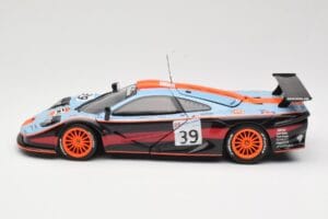 McLaren F1 GTR #39 Gulf R. Bellm / A. Gilbert / M. Sekiya 24 Hours of Le Mans 1997 UT Models 1:18 39725 Diecast — photo 4 of 8