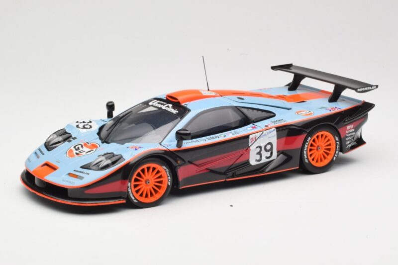 McLaren F1 GTR #39 Gulf R. Bellm / A. Gilbert / M. Sekiya 24 Hours of Le Mans 1997 UT Models 1:18 39725 Diecast