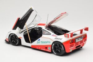 McLaren F1 GTR GT1 #30 West Competition J. Nielsen 1996 UT Models 1:18 39624 Diecast — photo 5 of 8