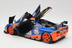 McLaren F1 GTR Gulf Racing #33 S. Bellm / A. Weaver / J. Lehto 24 Hours of Le Mans 1996 Minichamps 1:18 530133633 Diecast — photo 5 of 8