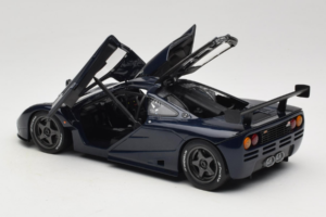 McLaren F1 GTR Le Mans Edition Purple UT Models 1:18 MCLAREN001 Diecast — photo 5 of 8