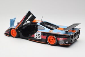 McLaren F1 GTR #39 R. Bellm / A. Gilbert-Scott 24 Hours of Le Mans 1997 Minichamps 1:18 530133739 Diecast — photo 5 of 8
