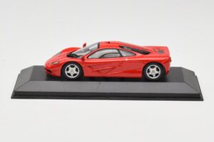McLaren F1 Red Minichamps 1:43 433133438 Diecast