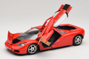 McLaren F1 High Mirror Light Red Guiloy 1:18 67505 Diecast — photo 2 of 8