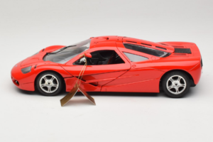 McLaren F1 High Mirror Light Red Guiloy 1:18 67505 Diecast — photo 4 of 8