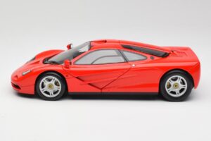 McLaren F1 Magma Red Minichamps 1:18 530133422 Diecast — photo 4 of 8